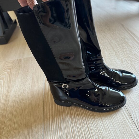 Tall Boot -  Child size 3 - Picture 3 of 6